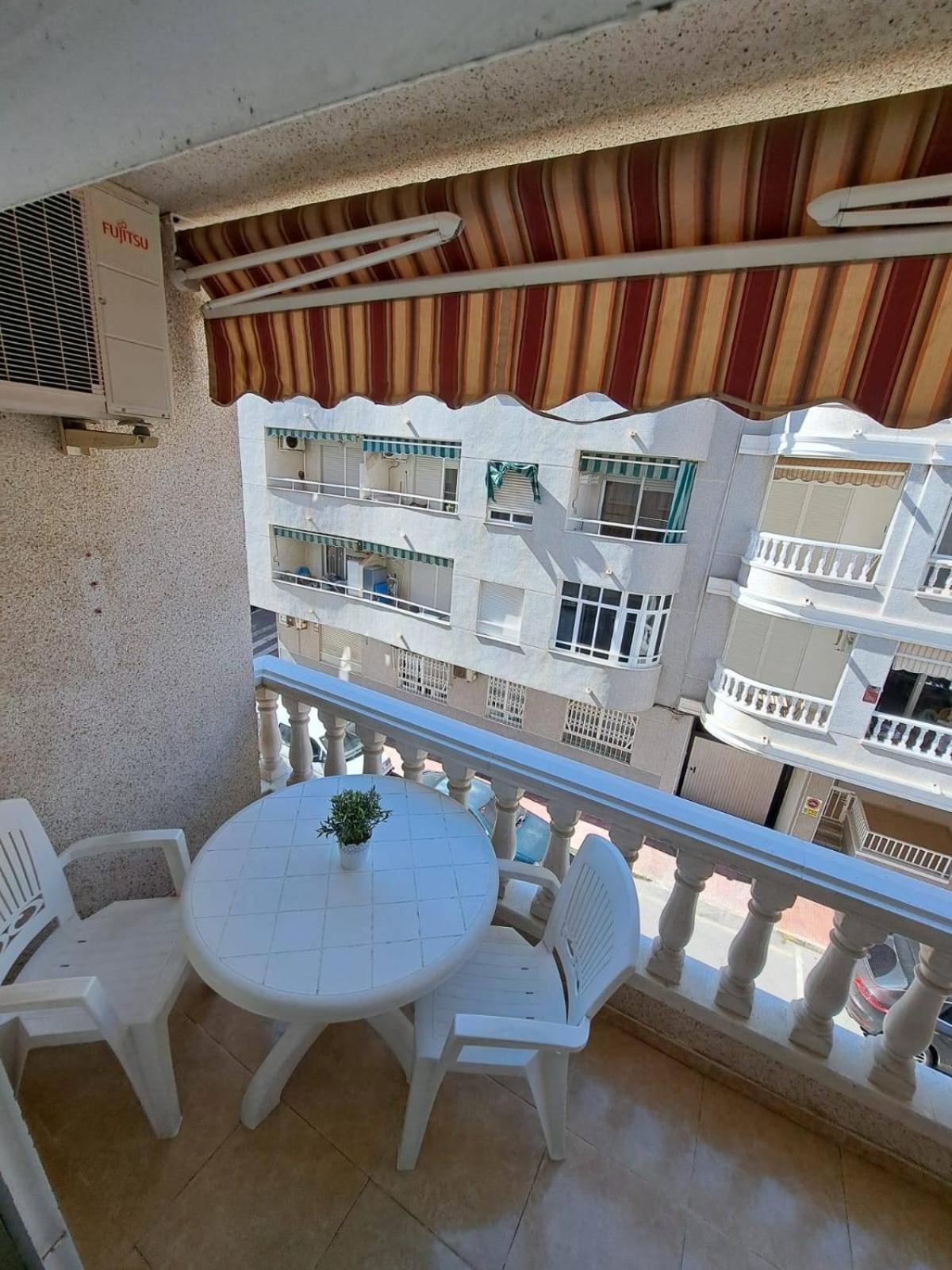 شقة Torrevieja Playa Del Cura المظهر الخارجي الصورة